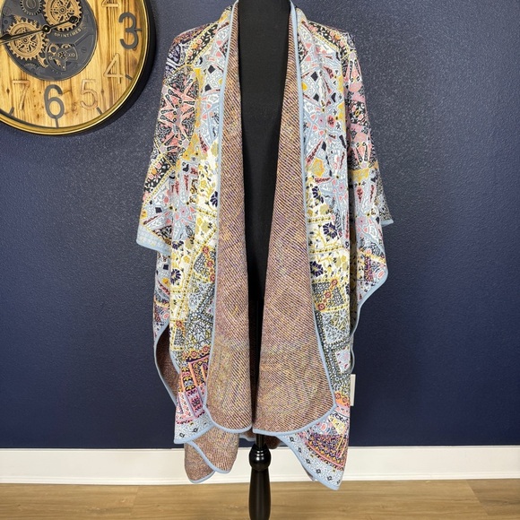 Novica Effortless Style Heavy Knit Multicolor Viscose Blend Ruana from India - Picture 2 of 11